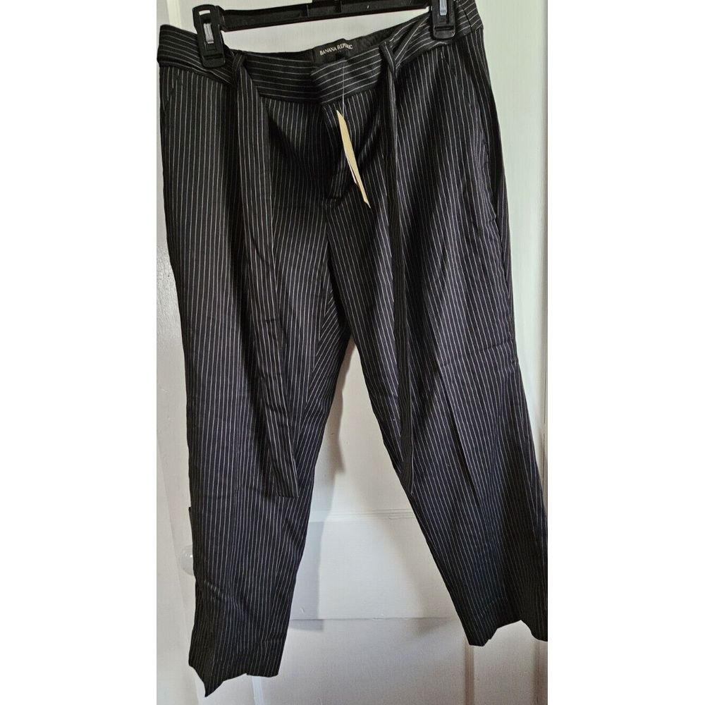 NWT BANANA REPUBLIC Avery Pants Womens Size 8P Cropped Striped belted black